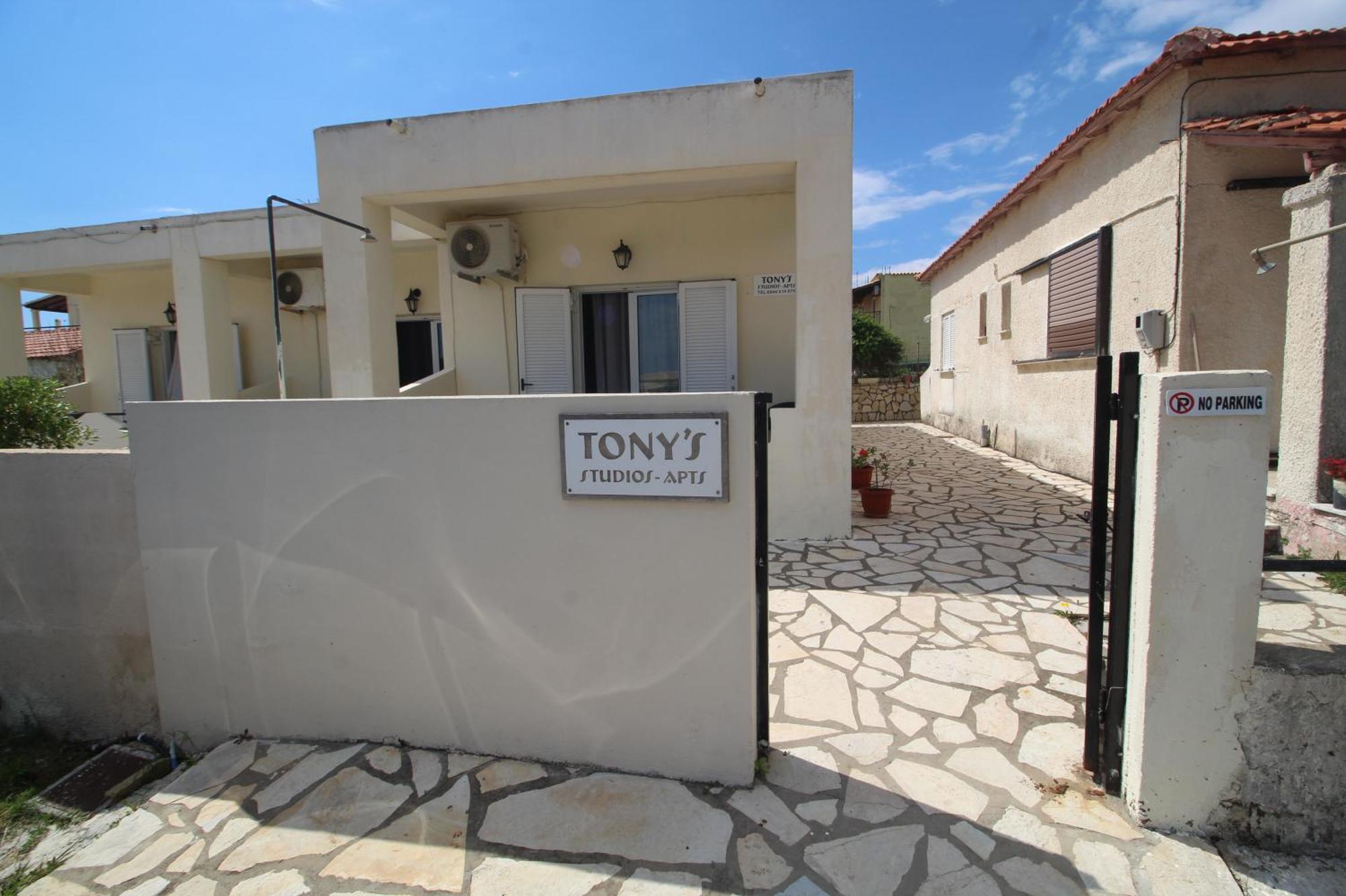 Tony'S Apartments Ájos Jeórjos Eksteriør bilde